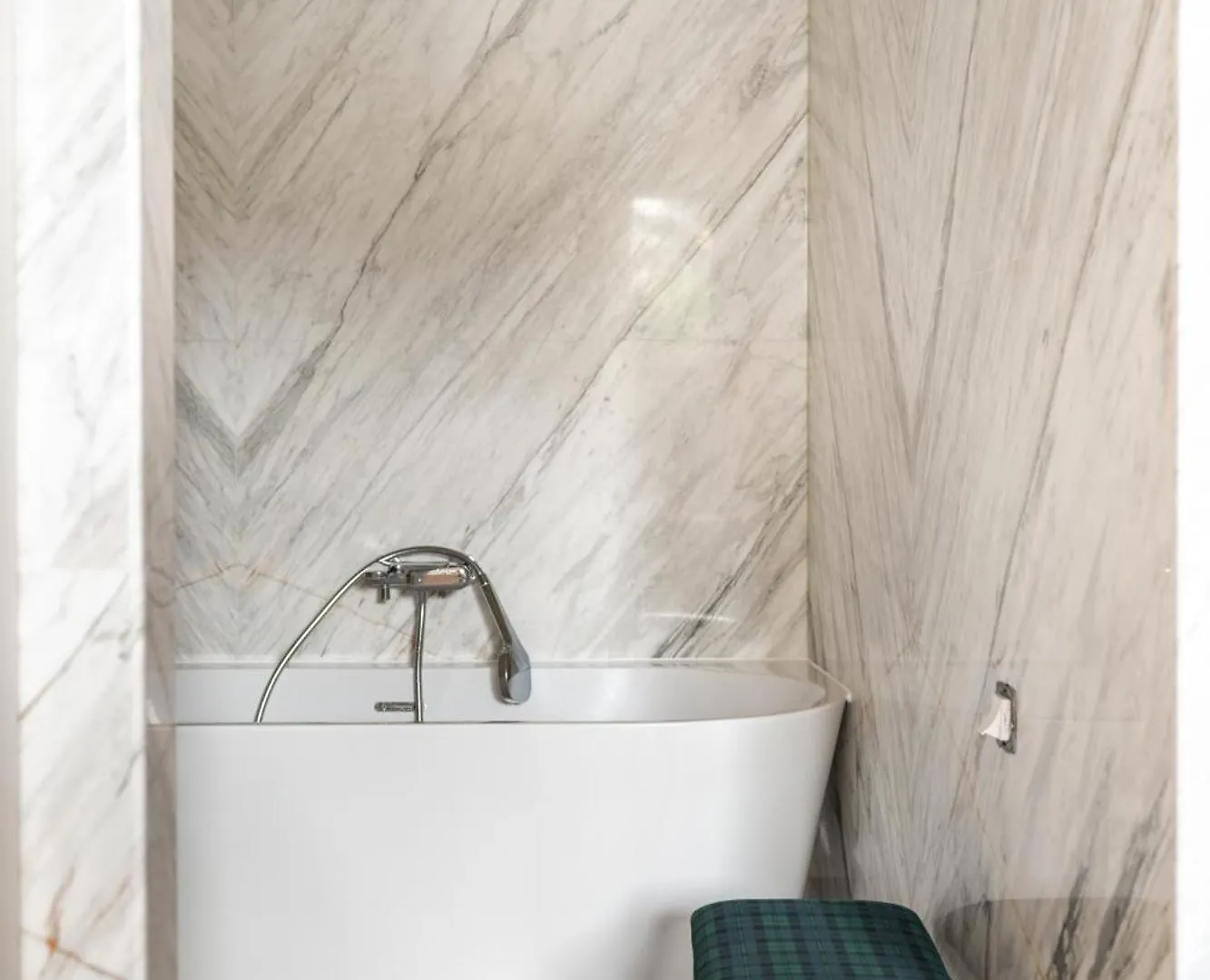 Luxury Apartment On Canal Saint Martin パリ