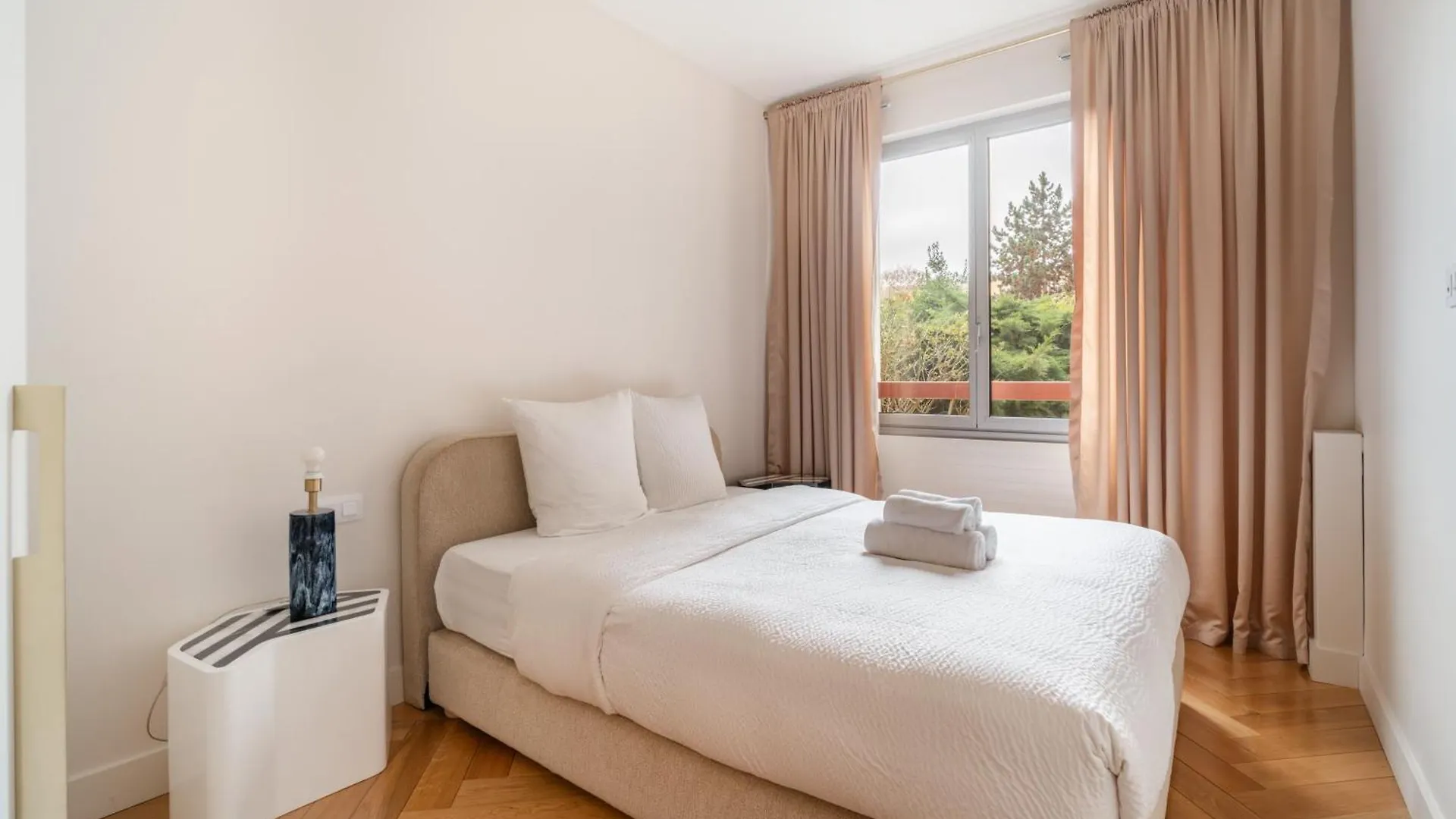 Luxury Apartment On Canal Saint Martin Paris 0*,  France